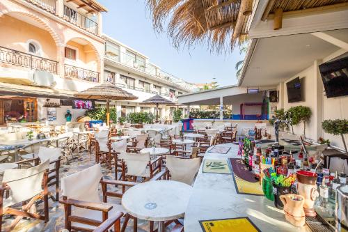 paradise hotel and bar tsilivi Zakynthos